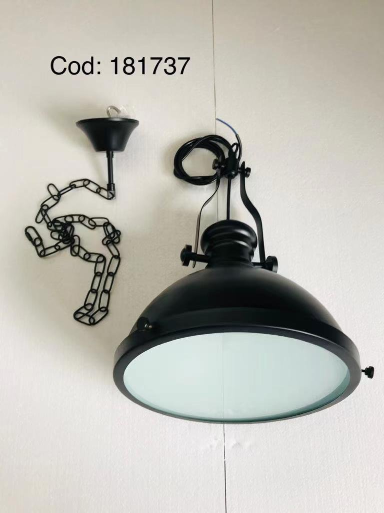 Industrial Retro Single Pendant Lamp with Frosted Glass